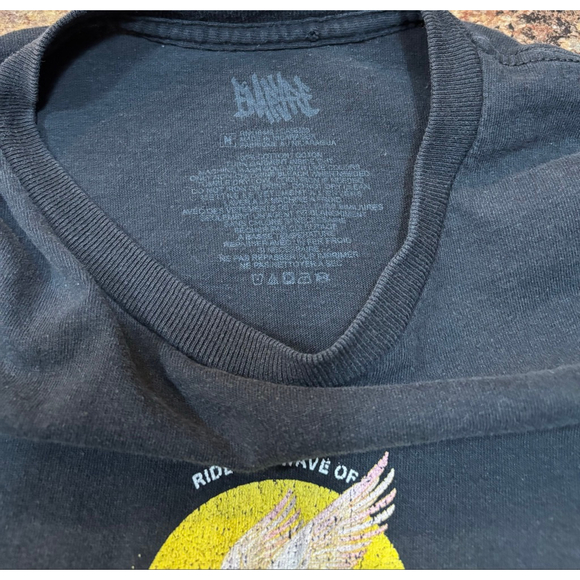 Empyre “Ride the Wave of Uncertainty” Black Graphic Tee - Picture 5 of 5